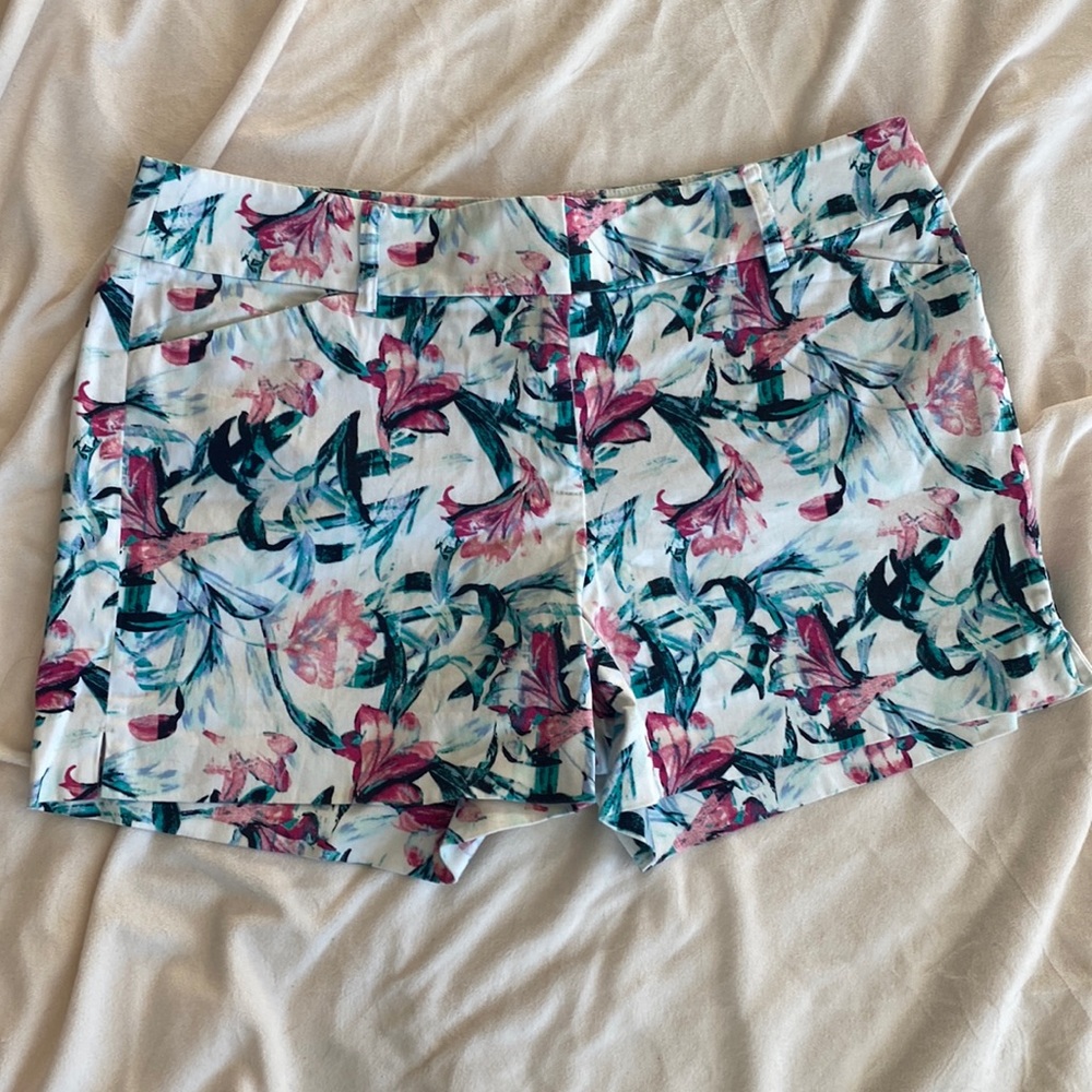 White House Black Market Floral shorts